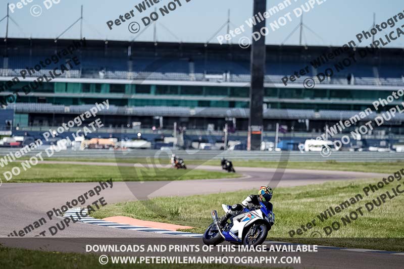 Rockingham no limits trackday;enduro digital images;event digital images;eventdigitalimages;no limits trackdays;peter wileman photography;racing digital images;rockingham raceway northamptonshire;rockingham trackday photographs;trackday digital images;trackday photos